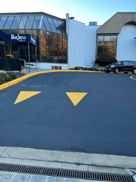 385 US Route 9W, Alpine, NJ à vendre - Photo du bâtiment - Image 2 de 28