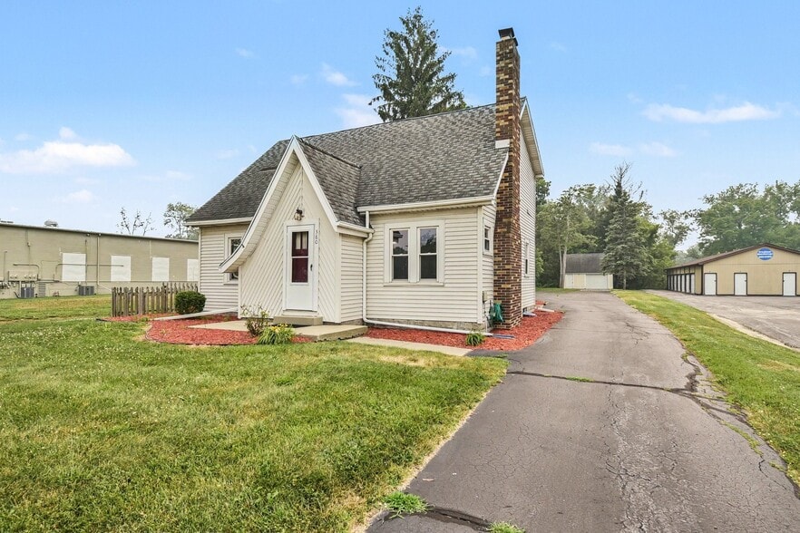 380 S Main St, Freeland, MI for sale - Building Photo - Image 2 of 28