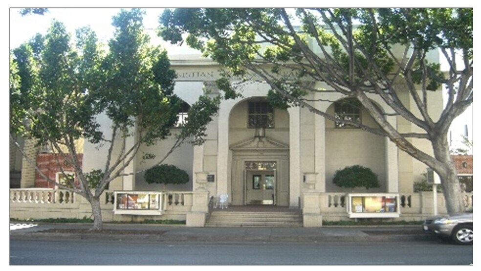 550 E Green St, Pasadena, CA for lease - Building Photo - Image 1 of 4