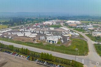 2 Mansewood Crt, Halton Hills, ON - AERIAL  map view