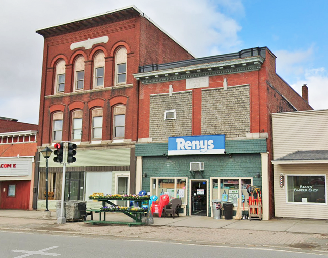 More details for 131 Main St, Pittsfield, ME - Retail for Sale