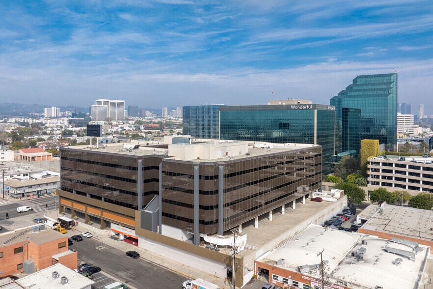 11500 W Olympic Blvd, Los Angeles, CA for lease - Building Photo - Image 3 of 5