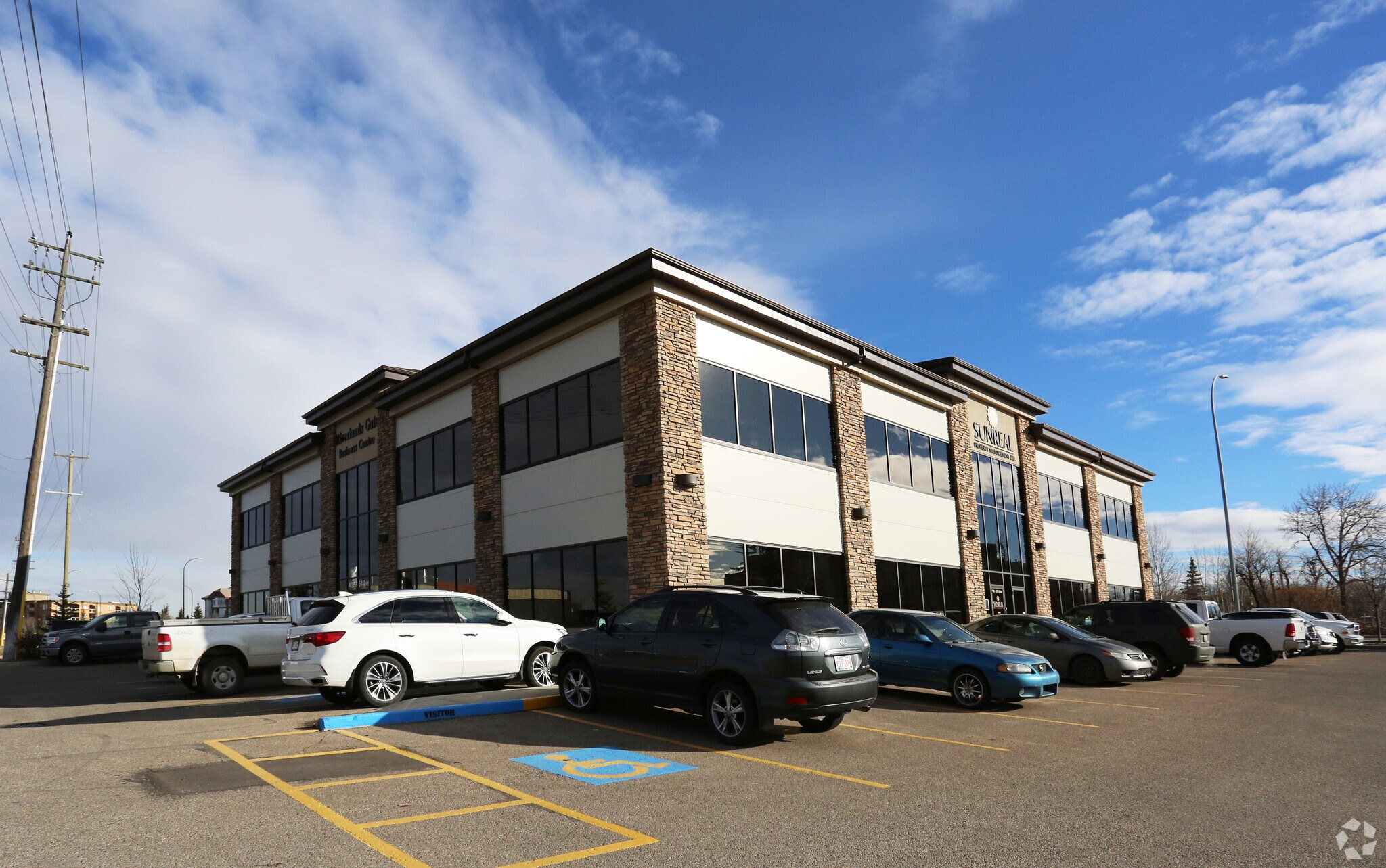 4327 54 Ave, Red Deer, AB à vendre Photo principale- Image 1 de 1