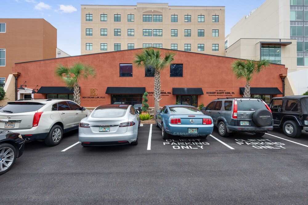 122 S Calhoun St, Tallahassee, FL for lease Building Photo- Image 1 of 29