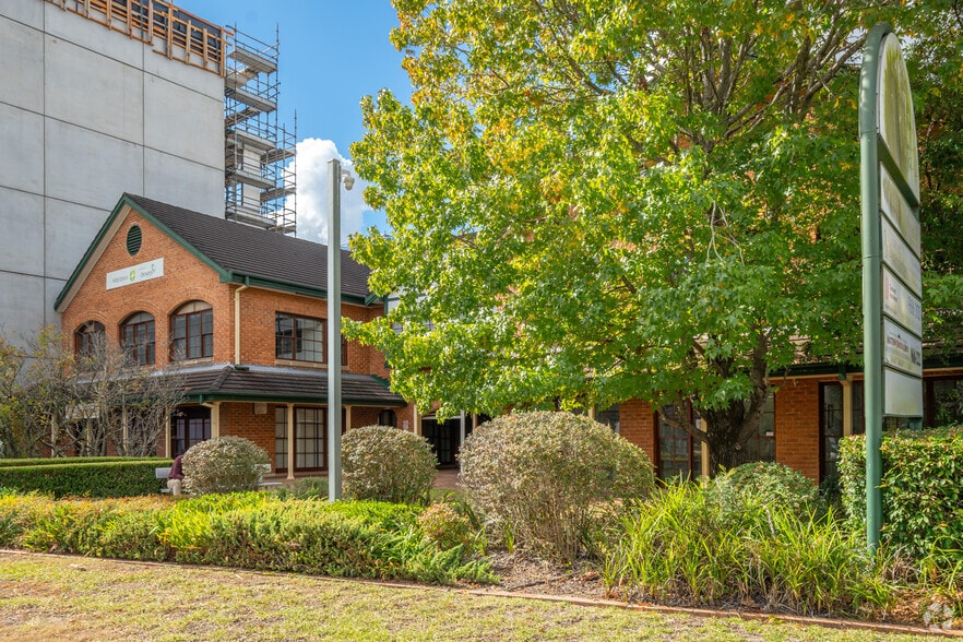 35 Old Northern Rd, Baulkham Hills for sale - Building Photo - Image 3 of 3