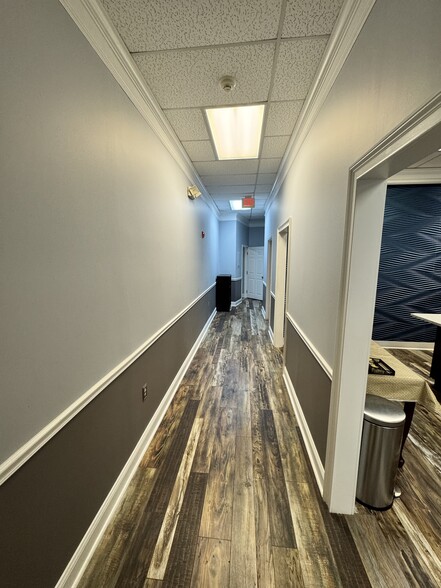 1116-1122 E Ponce De Leon Ave, Decatur, GA for lease - Building Photo - Image 3 of 4