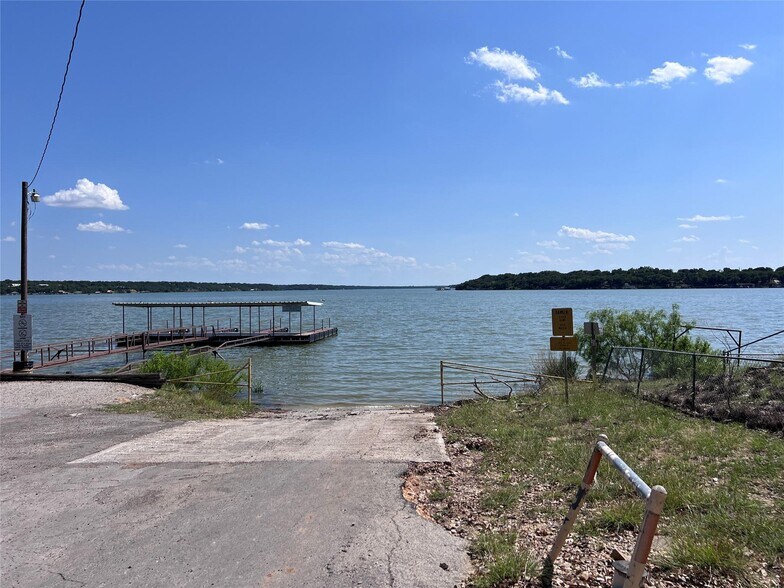 4394 Iroquois Dr, May, TX à vendre - Autre - Image 3 de 8