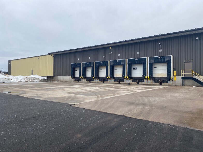 3605 Concord, Weston, WI à louer - Photo du bâtiment - Image 1 de 5