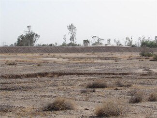 Plus de détails pour 021-370-019-000, Niland, CA - Terrain à vendre