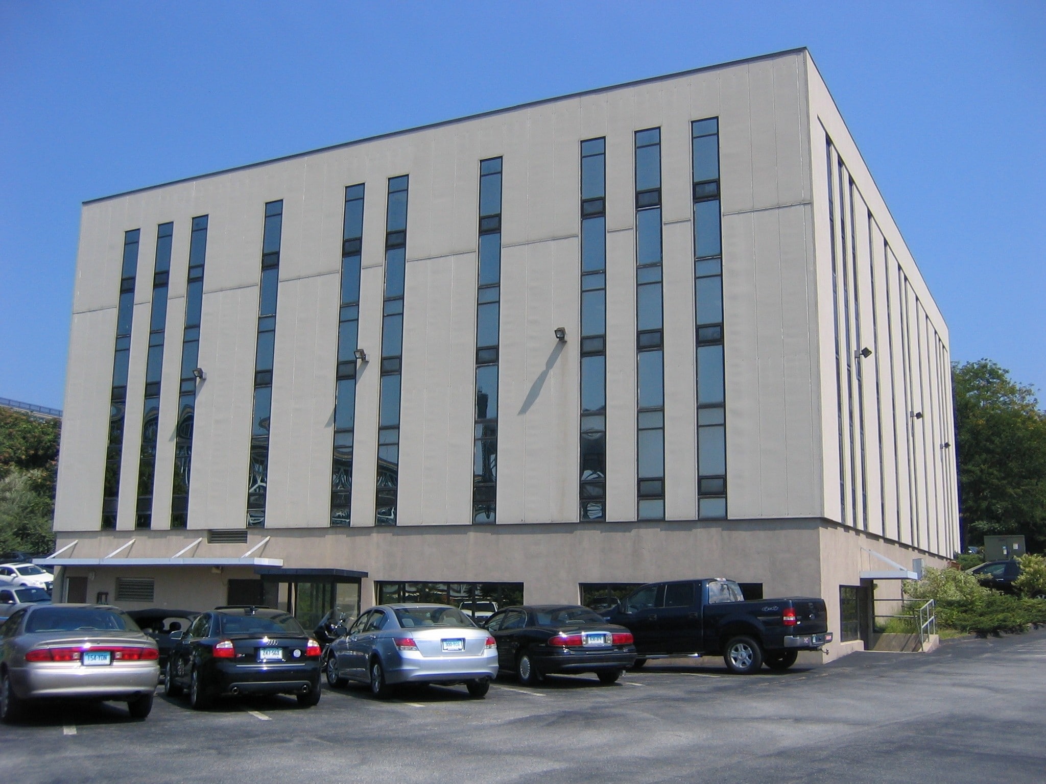 15 Thames St, Groton, CT for lease Primary Photo- Image 1 of 32