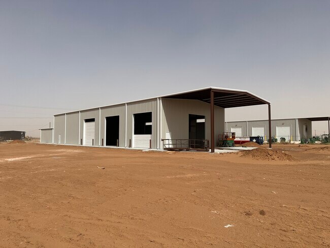 Plus de détails pour 2408 E County Road 130, Midland, TX - Industriel à vendre