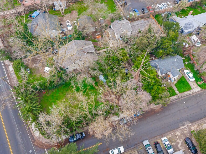 1535 Arcade Blvd, Sacramento, CA à vendre - Photo du bâtiment - Image 2 de 32