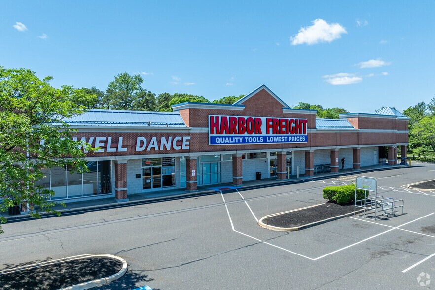 4012-4160 Us-9, Howell, NJ à louer - Photo du bâtiment - Image 3 de 17