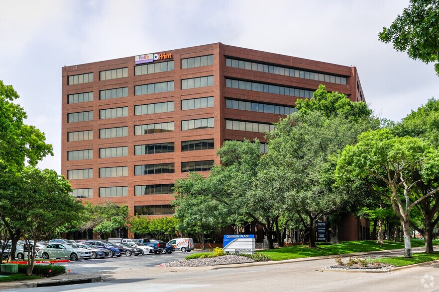 14901 Quorum Dr, Dallas, TX for lease - Building Photo - Image 1 of 12