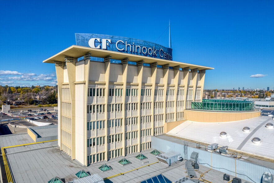 6455 Macleod Trl SW, Calgary, AB à louer - Photo du bâtiment - Image 1 de 5