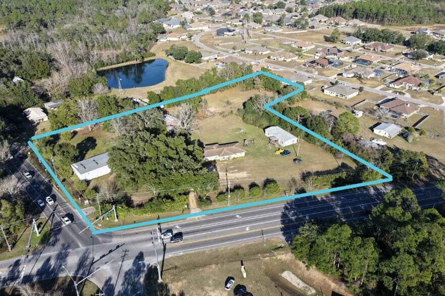 7998 Mobile Hwy, Pensacola, FL à vendre - Photo du bâtiment - Image 3 de 17
