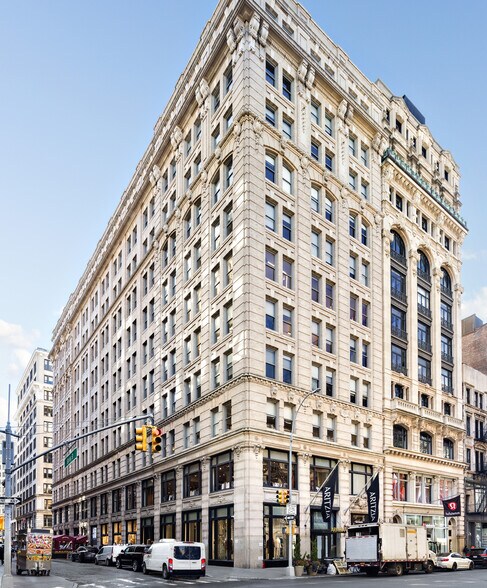 520 Broadway, New York, NY à louer - Photo du bâtiment - Image 2 de 2