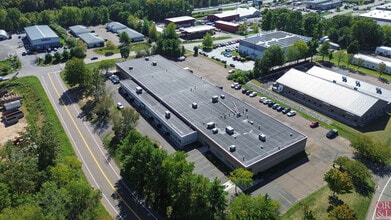 4 Pin Oak Dr, Branford, CT for lease Interior Photo- Image 1 of 19