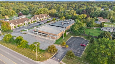 1553 E Hill Rd, Grand Blanc, MI à louer Photo intérieure- Image 2 de 8