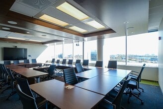 5060 Spectrum Way, Mississauga, ON for lease Interior Photo- Image 2 of 7