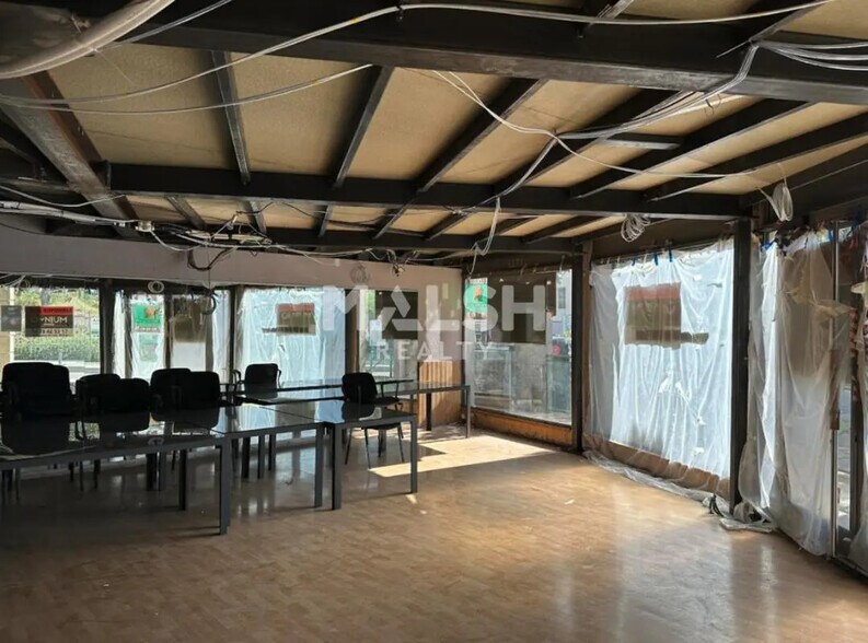 Commerce de détail dans Caluire-et-Cuire à louer - Photo intérieure - Image 3 de 9