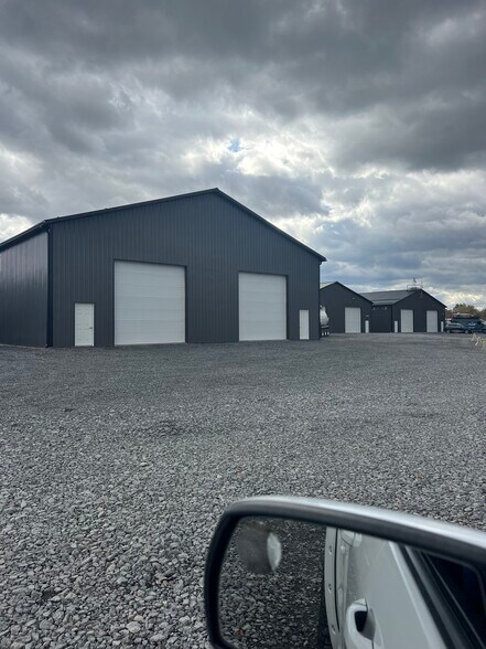 7931 New York 13, Canastota, NY à louer - Photo du bâtiment - Image 3 de 10