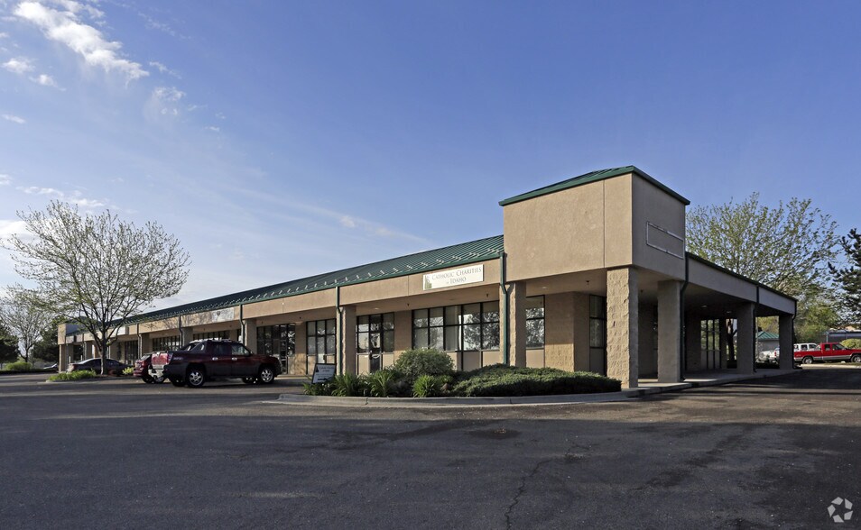 847 Park Centre Dr, Nampa, ID à louer - Photo du bâtiment - Image 1 de 3