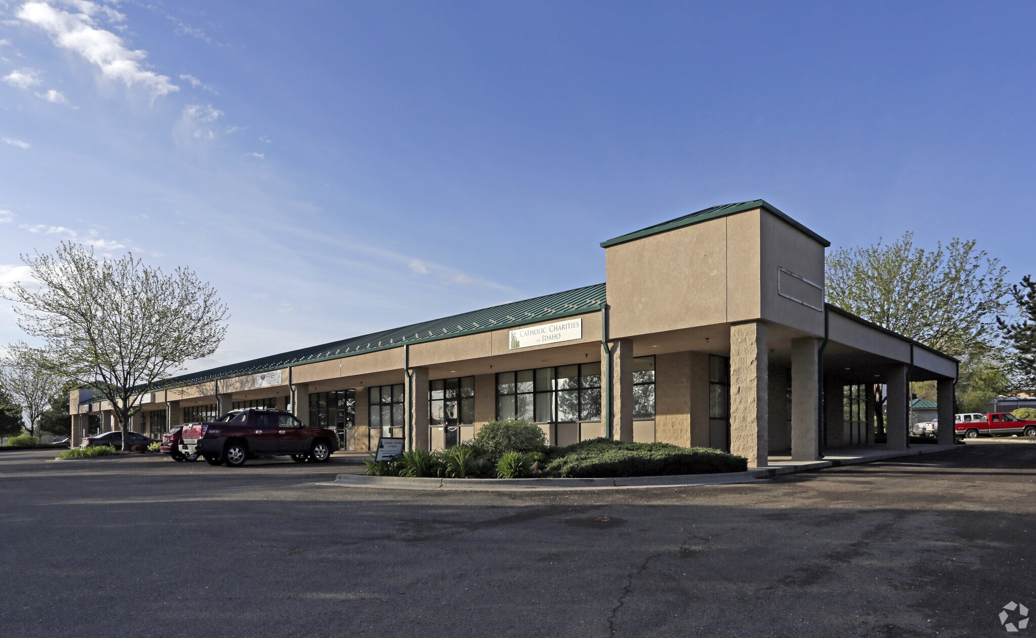 847 Park Centre Dr, Nampa, ID à louer Photo du bâtiment- Image 1 de 4