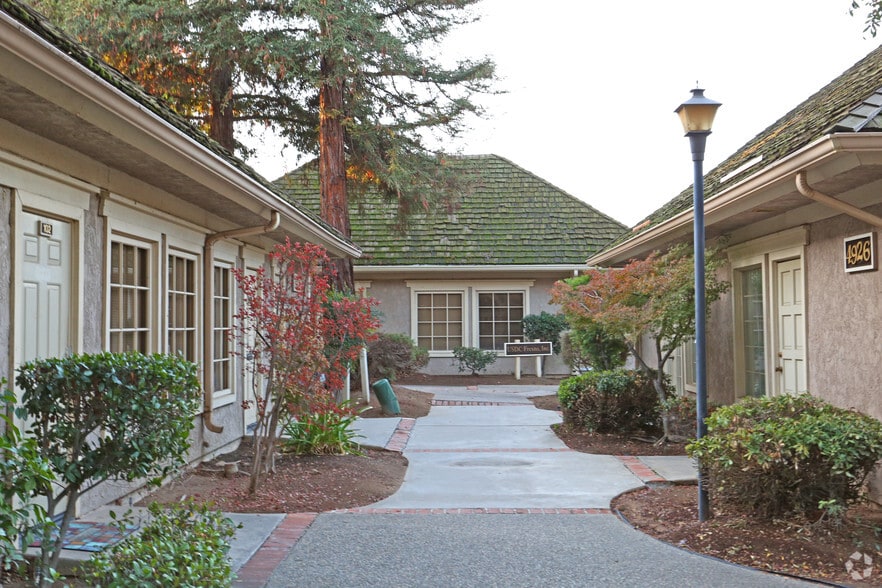 4930 E Yale Ave, Fresno, CA for lease - Building Photo - Image 2 of 6