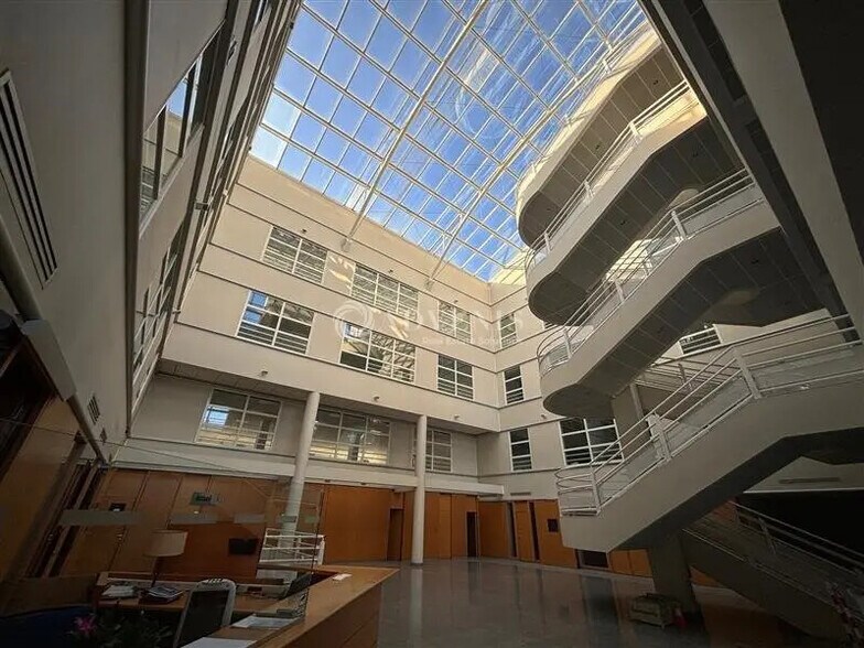 Bureau dans Champigny-sur-Marne à louer - Photo du bâtiment - Image 3 de 10