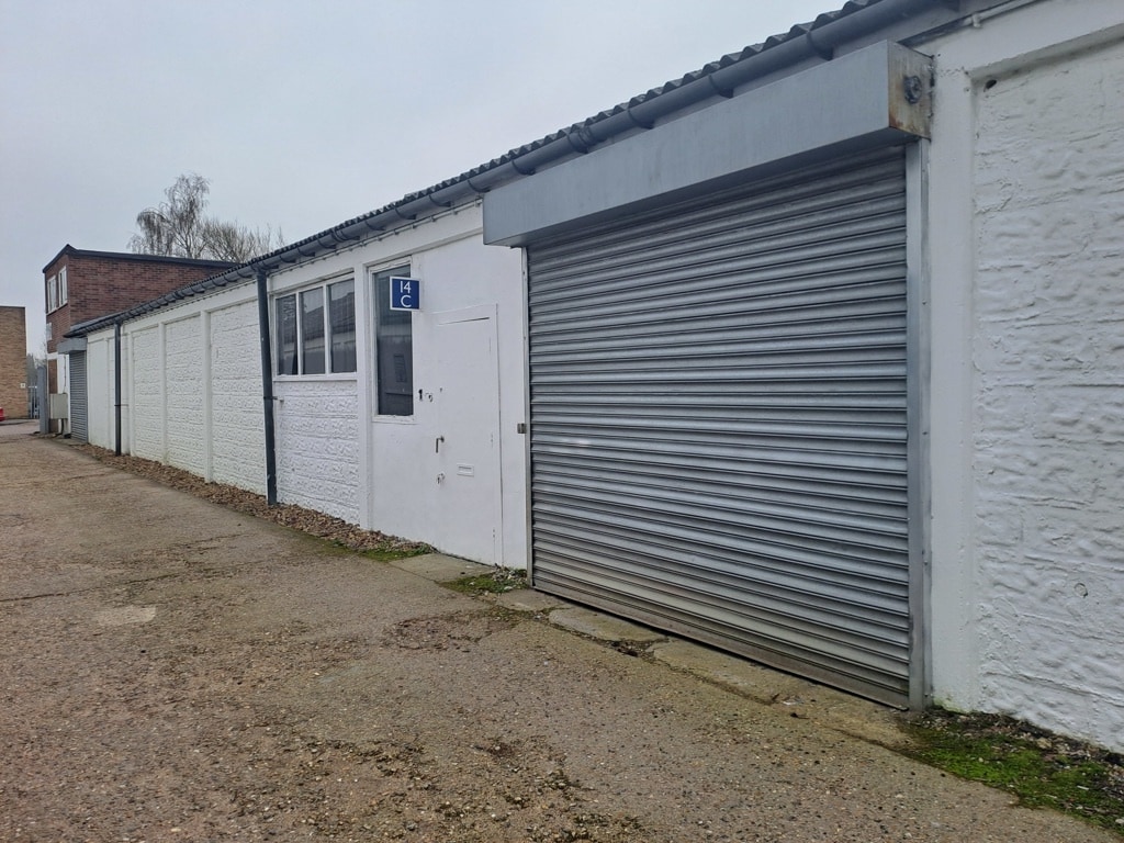 Mimram Rd, Hertford à louer Photo du bâtiment- Image 1 de 3