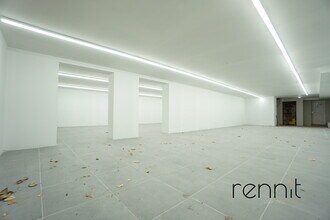 556 Willoughby Ave, Brooklyn, NY for lease Interior Photo- Image 2 of 11