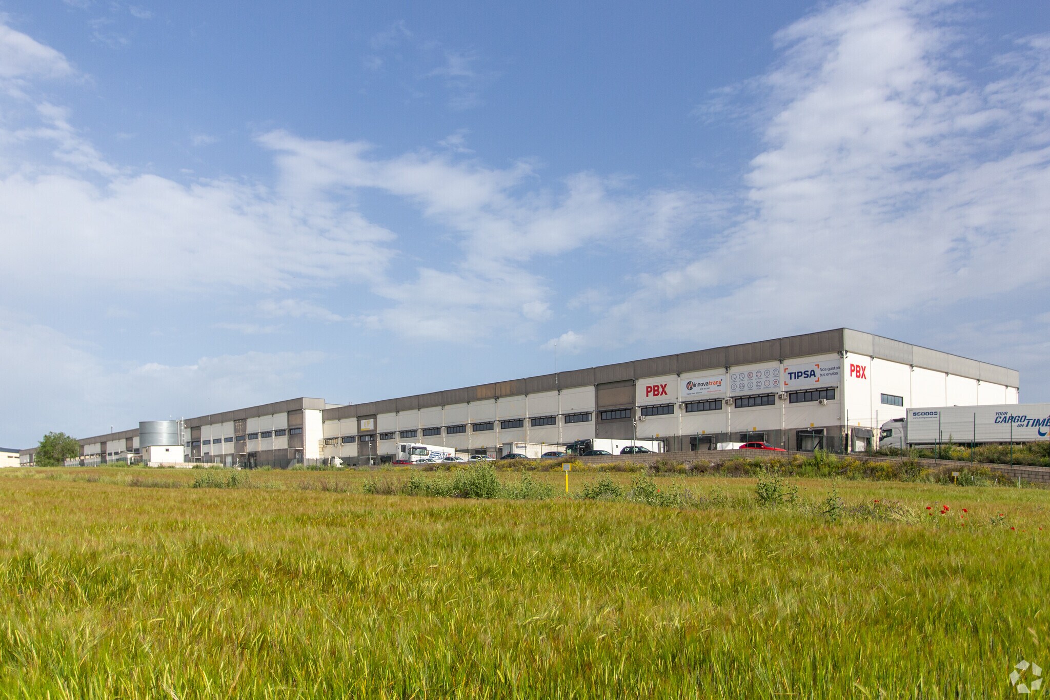 Calle Pedro Duque, 5, Daganzo de Arriba, Madrid for lease Primary Photo- Image 1 of 2