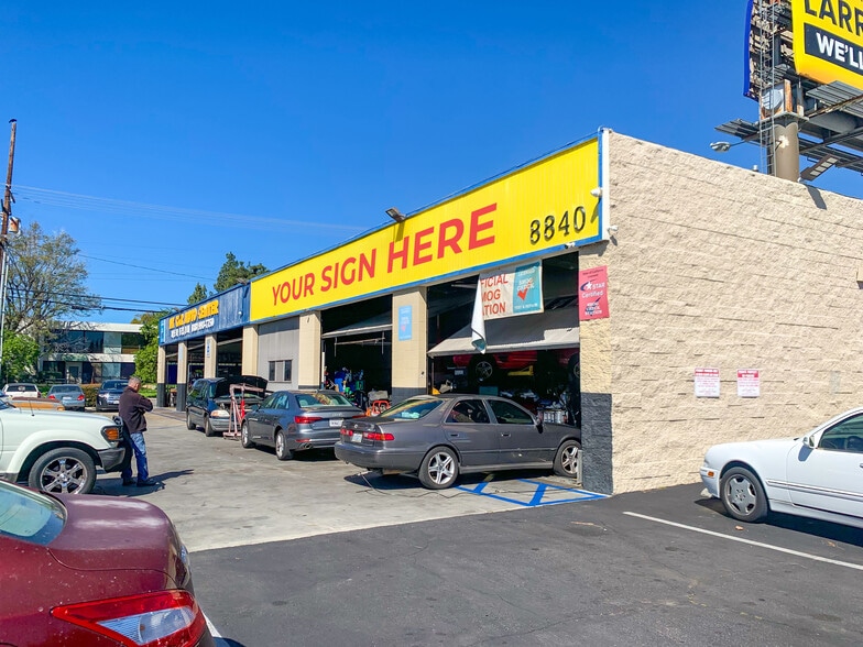 8840-8850 Mason Ave, Winnetka, CA for lease - Building Photo - Image 3 of 4
