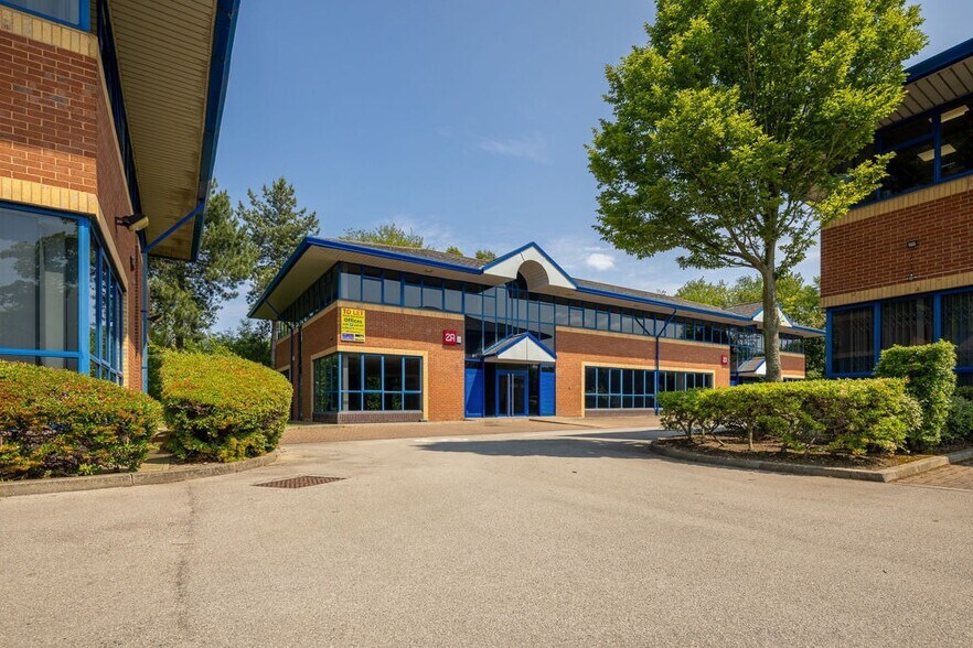 South Park Way, Wakefield à louer - Photo du bâtiment - Image 2 de 2