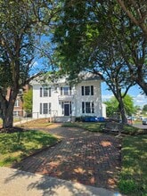 8 Centre St, Concord, NH for lease Interior Photo- Image 1 of 23
