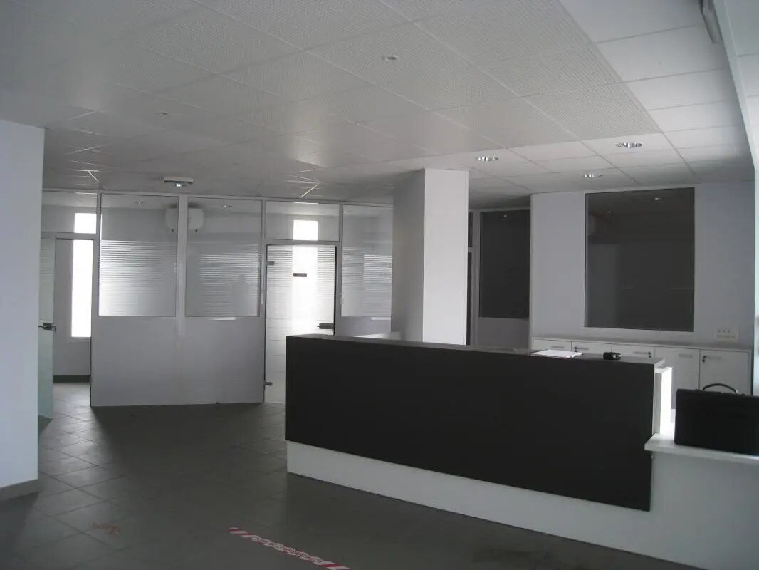 Commerce de détail dans Aubagne à vendre Photo intérieure- Image 1 de 7