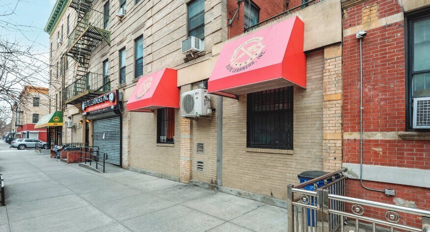 581 Rogers Ave, Brooklyn, NY à vendre - Photo du bâtiment - Image 3 de 3