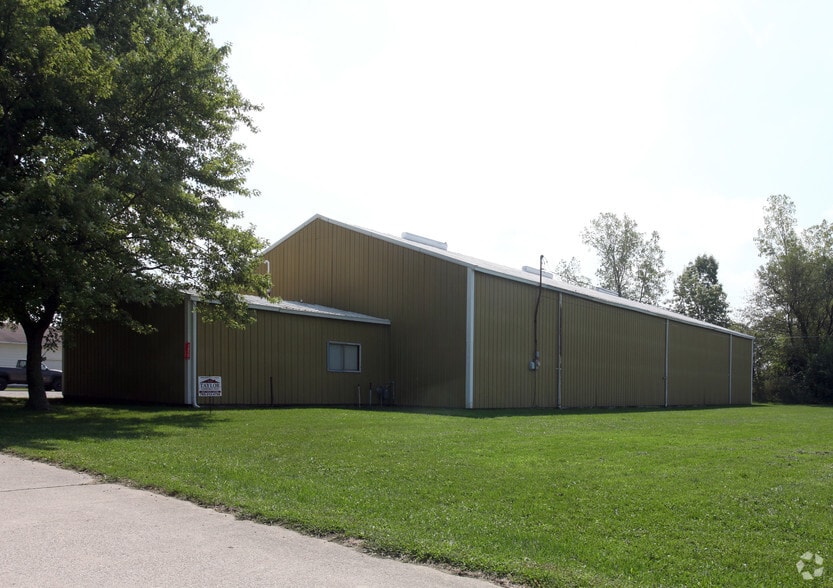 3844 S Meeker Ave, Muncie, IN à vendre - Photo du bâtiment - Image 2 de 2