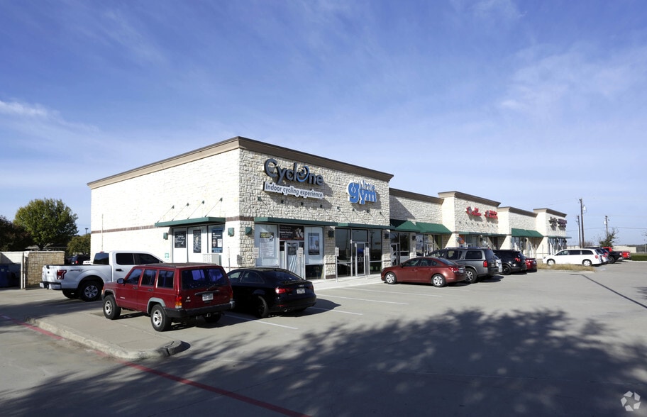 E Broad @ Regency Pky, Mansfield, TX for lease - Primary Photo - Image 3 of 11