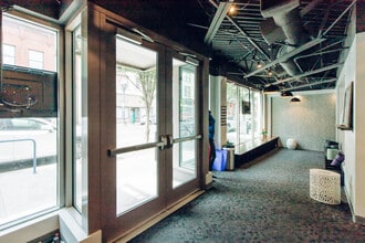 826 SW 2nd Ave, Portland, OR à louer Photo intérieure- Image 2 de 3