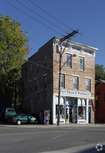 7 East St, Fort Edward, NY for sale - Building Photo - Image 3 of 4