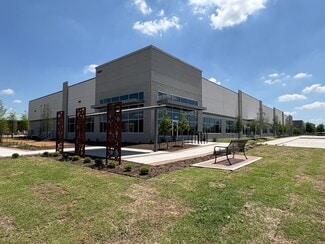 Plus de détails pour 10624 Clarence Dr, Frisco, TX - Industriel à vendre