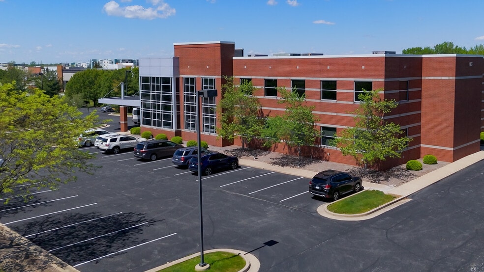 1040 S Greenwood Springs Blvd, Greenwood, IN for lease - Building Photo - Image 1 of 10