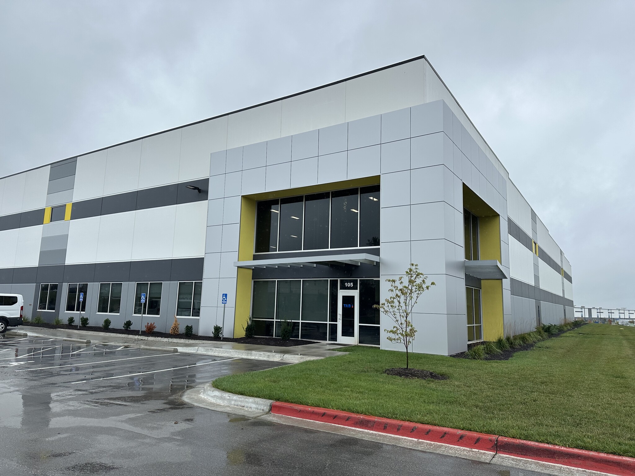 1501 Shepherd Rd, Liberty, MO for lease Building Photo- Image 1 of 3