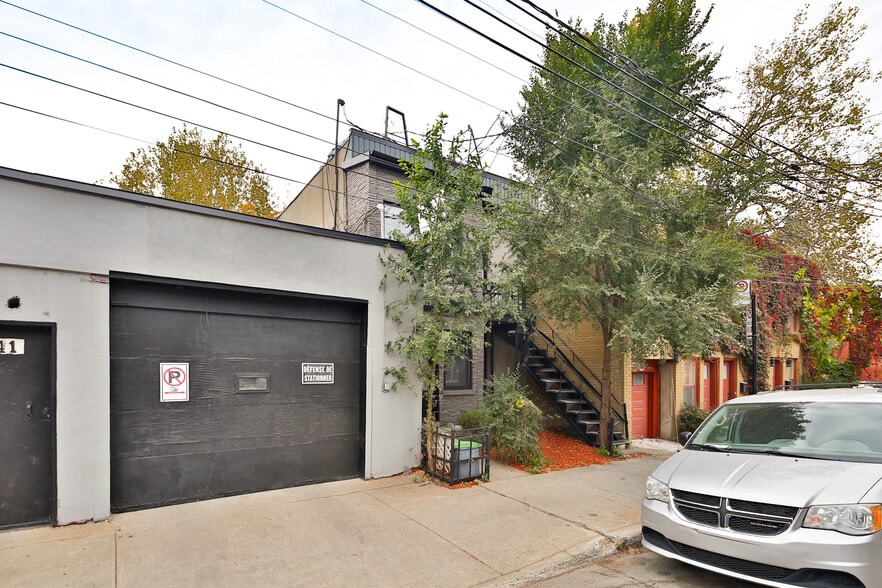 3941 Rue Sainte-Emilie, Montréal, QC for sale - Primary Photo - Image 1 of 1