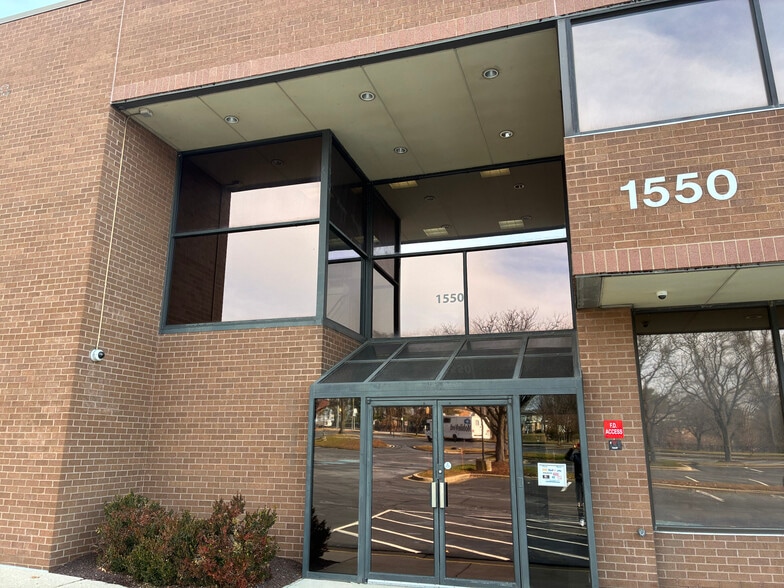 1500 and 1550 E Gude Drive portfolio of 2 properties for sale on LoopNet.ca - Building Photo - Image 2 of 6