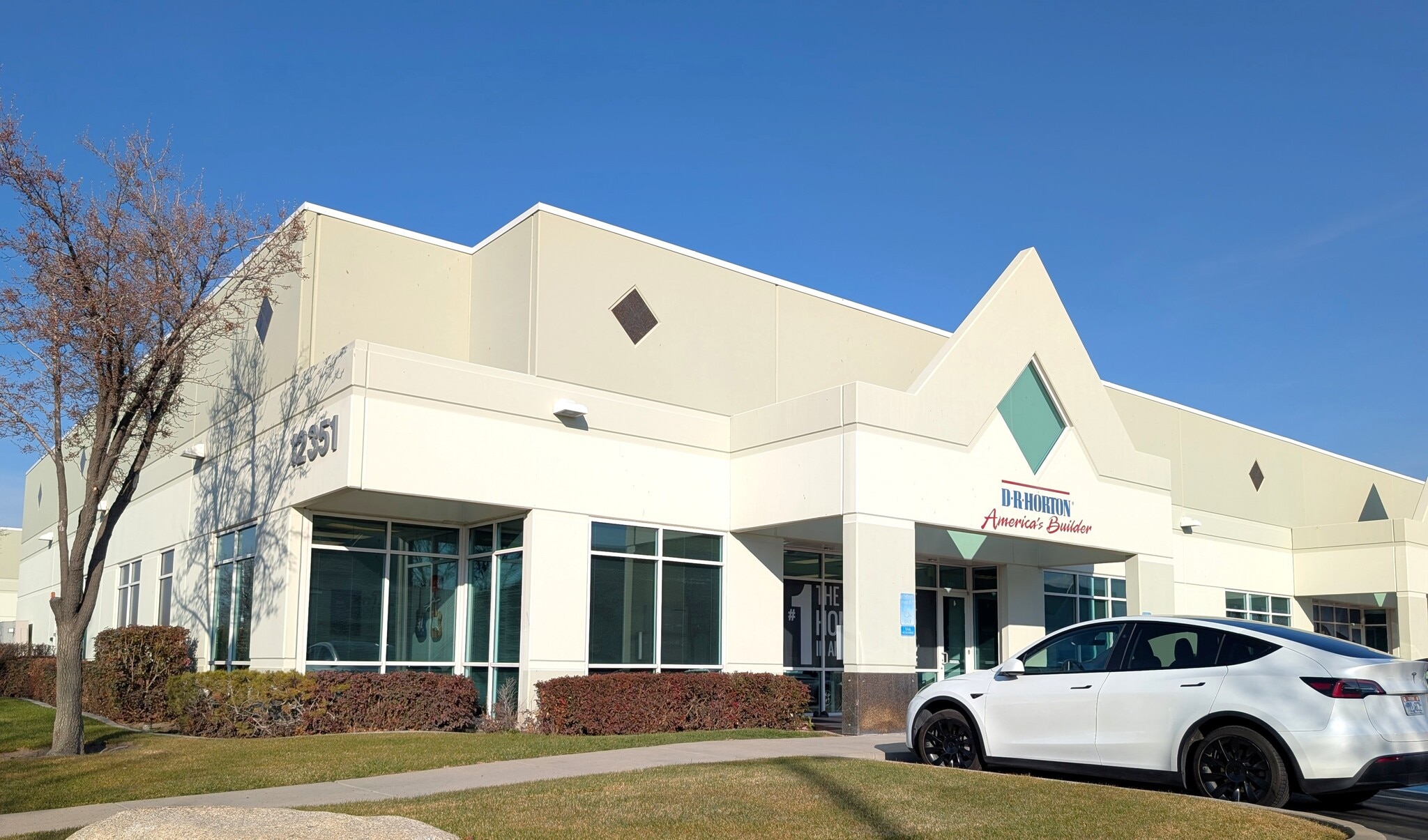 12351 S Gateway Park, Draper, UT for lease Primary Photo- Image 1 of 6