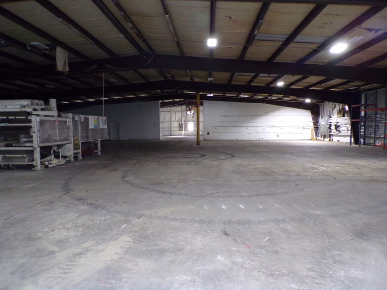 3517 Century Blvd, Lakeland, FL à louer - Photo du bâtiment - Image 3 de 15