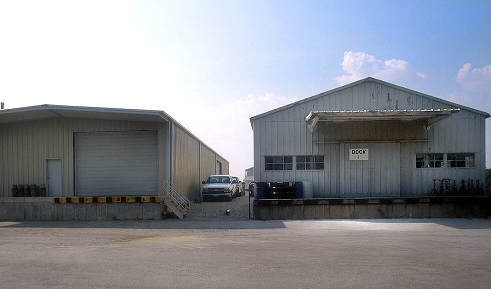 93-95 Ford Ln, Hazelwood, MO à vendre - Photo du bâtiment - Image 2 de 4